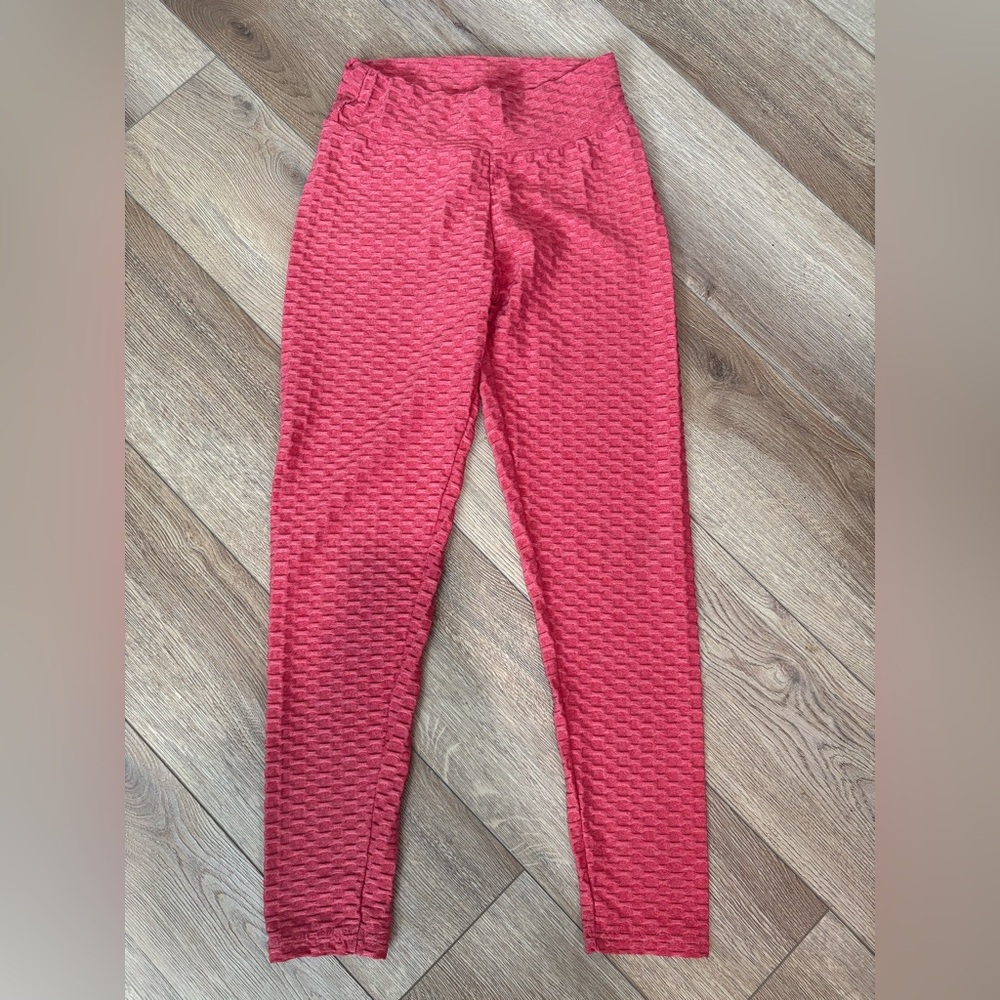 For You Pink Textured Leggings